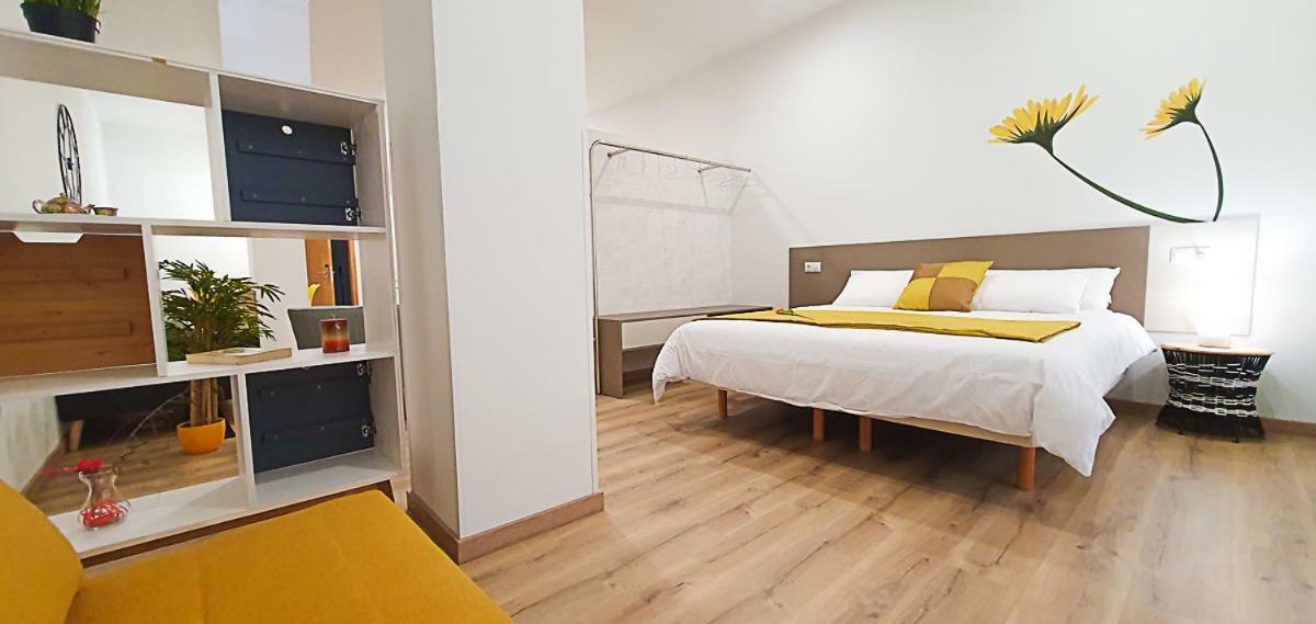 Apartamentos Antares Sl Milladoiro Eksteriør billede