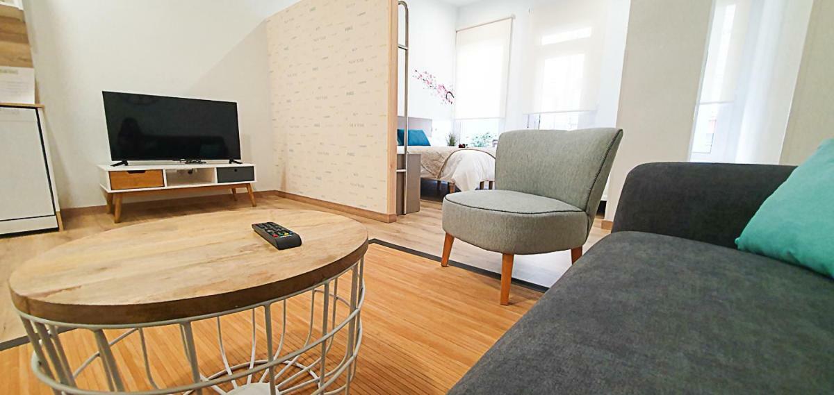 Apartamentos Antares Sl Milladoiro Eksteriør billede